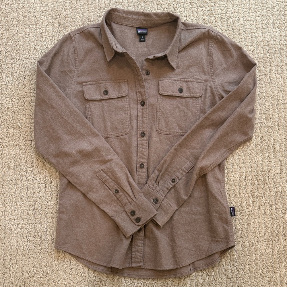 Patagonia Taupe Women's Button Down Shirt